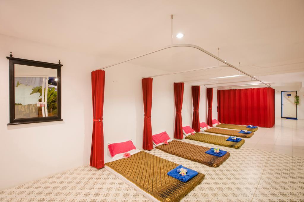 Patong Swiss Hotel Beach Front Phuket Exterior foto