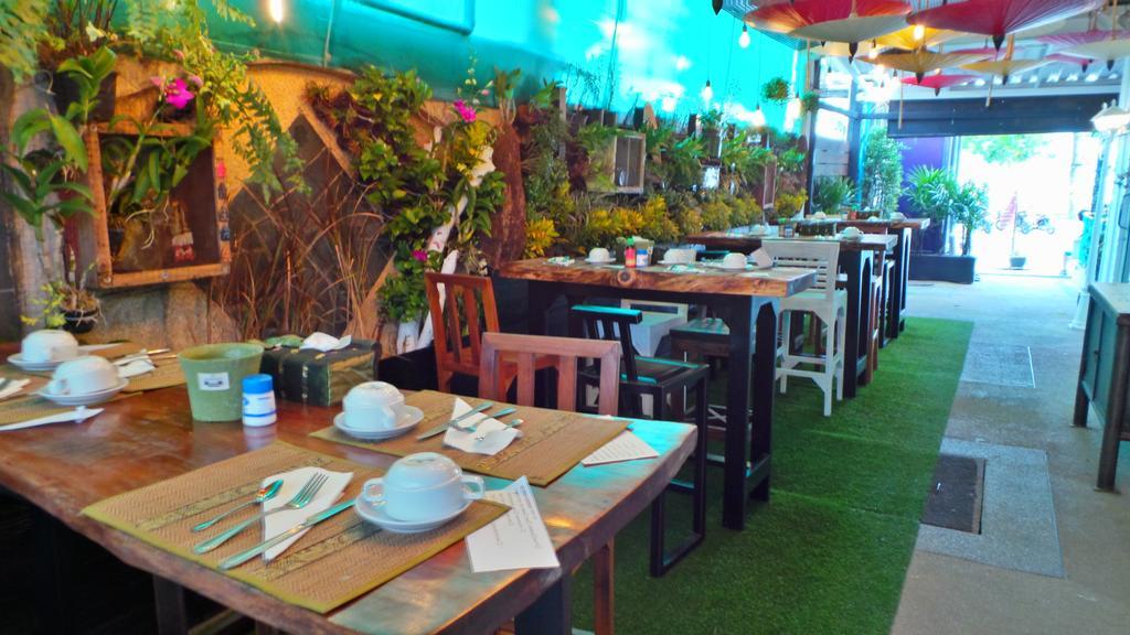Patong Swiss Hotel Beach Front Phuket Exterior foto